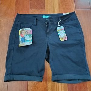 New Bermuda shorts! 💚